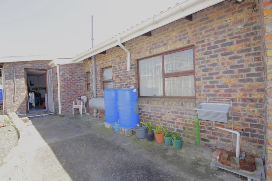 3 Bedroom Property for Sale in Wavecrest Eastern Cape